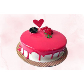 Strawberry Valentine Cake (1 Kg)