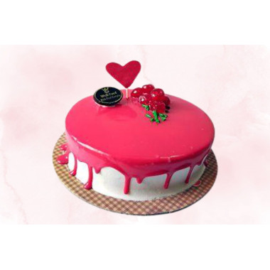 Strawberry Valentine Cake (1 Kg)